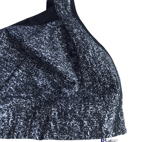 Lululemon Ta Ta Tamer III Rio Mist White Black Size 36 Sports Bra Multiway Top - Picture 15 of 16